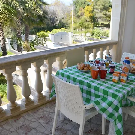 Casa Alyssa Per 6 *